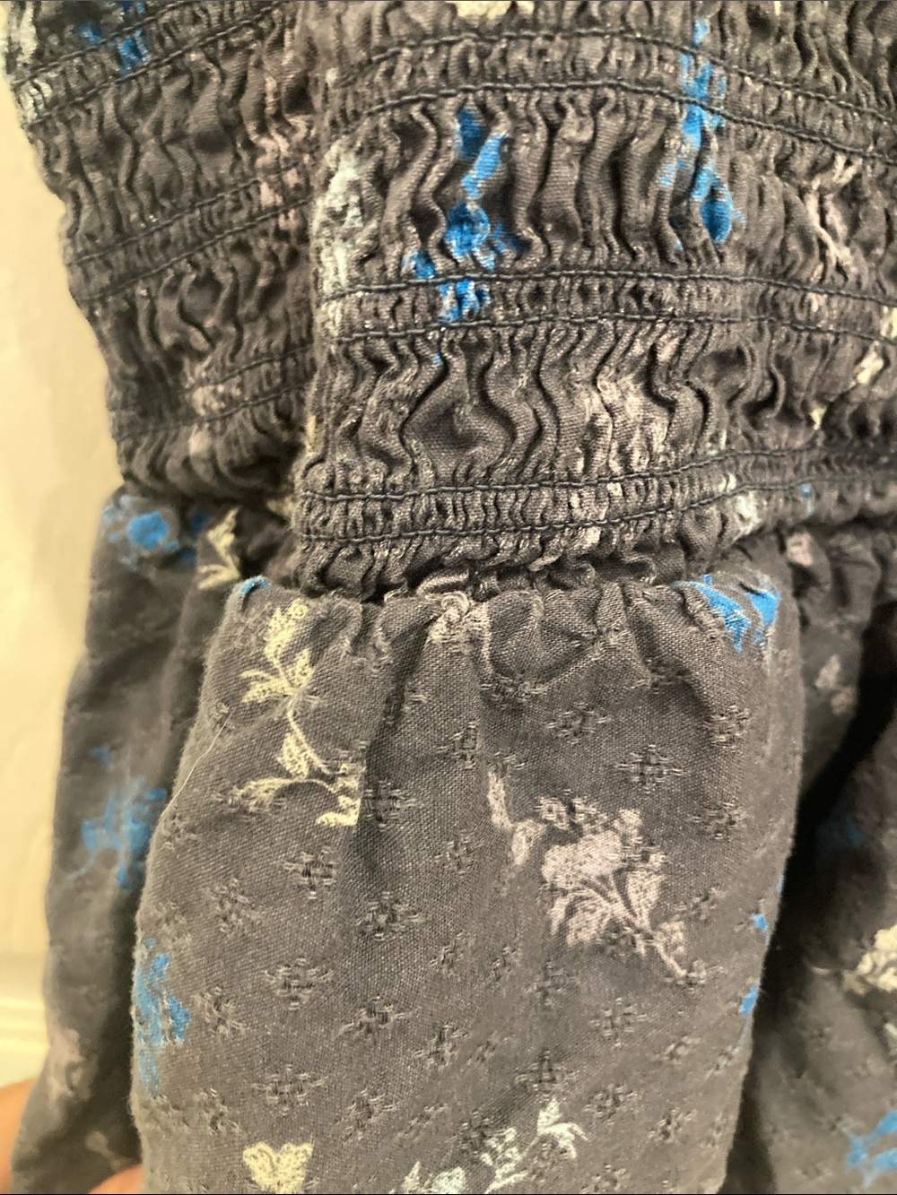 Universal Thread Gray Blue Floral Smocked Tank Top - Picture 4 of 6